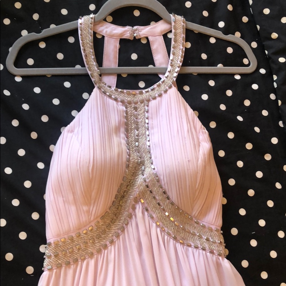 Light purple formal/prom dress.